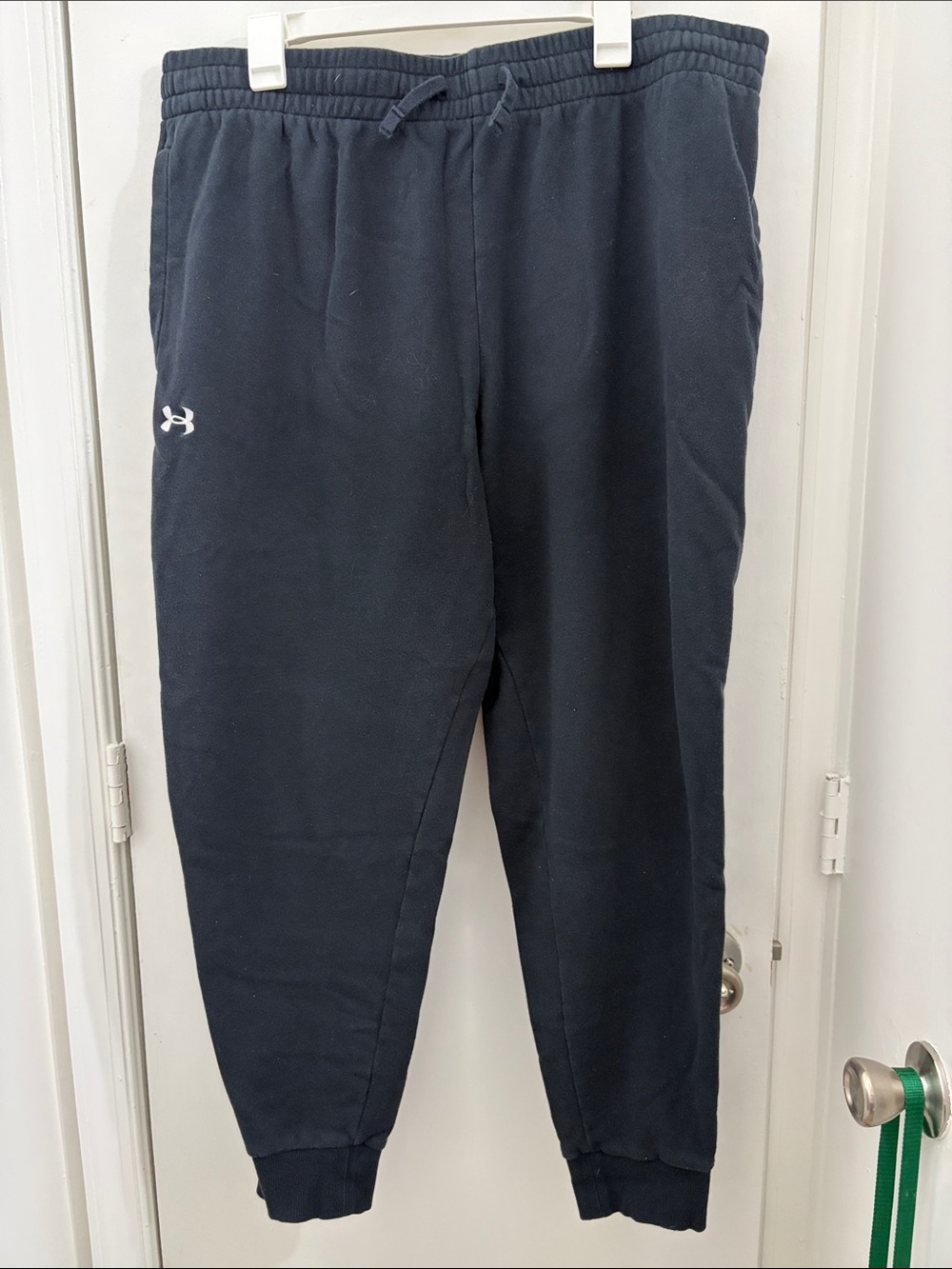 Under Armour Men's Black Jogger Sweatpants with White Logo EUC size XXL